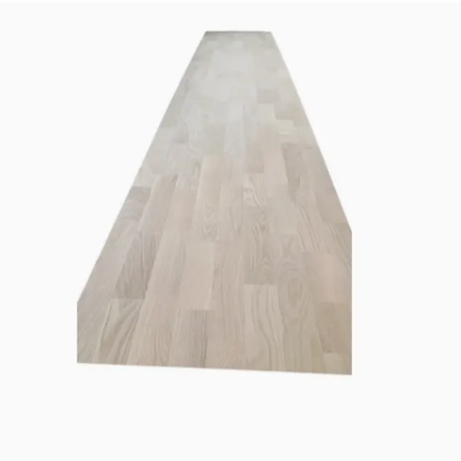 لوح مشترك من خشب البلوط